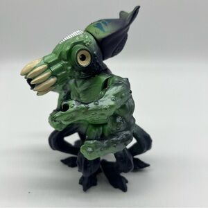 Vintage 1995 Street Shark Killamari Squid Evil Seaviates Toy Action Figure Green